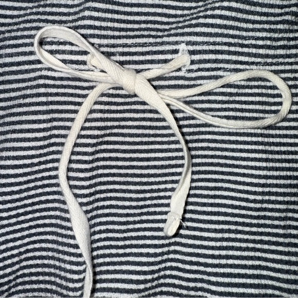 Lou & Gray Drawstring Waist Casual Dress - Picture 11 of 16